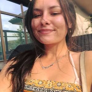 Meet your Posher, Krystal